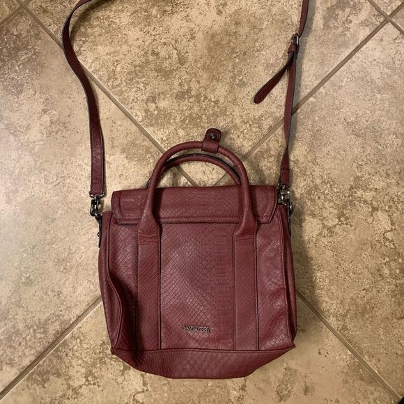 Sam&Libby Woman’s Purplish maroon Purse - Picture 1 of 6